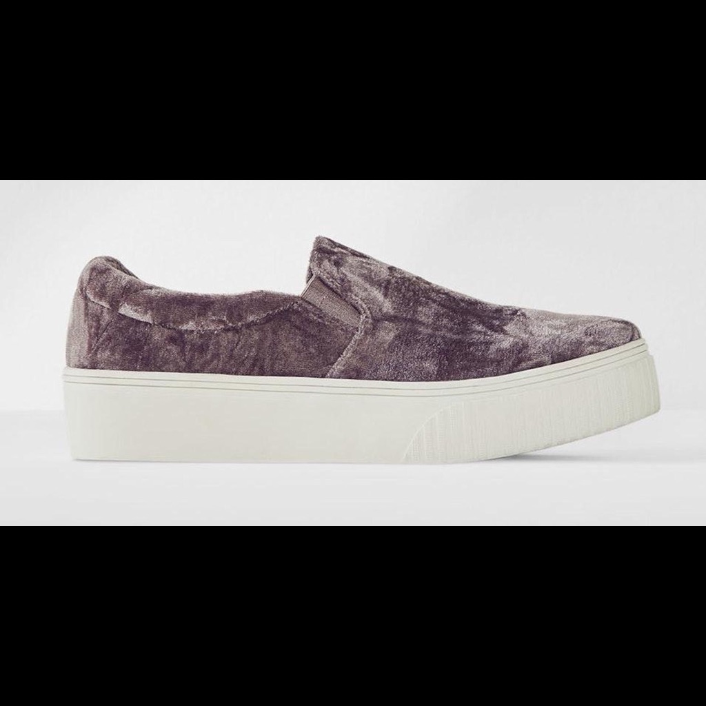Fabletics Platform Slip On